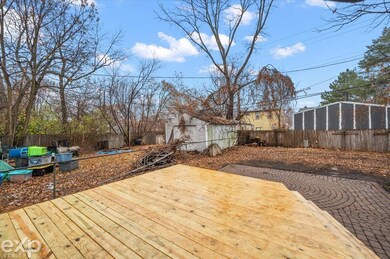 603 Wesbrook St, Pontiac, MI 48340 - photo 7