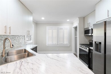 5566 Dalewood Ave, Maple Heights, OH 44137 - photo 7