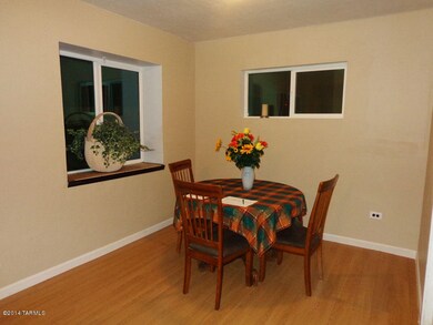 DINING AREA W/MTN VIEWS