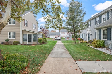 49 Old Nassau Rd unit O, Monroe Township, NJ 08831 - photo 4