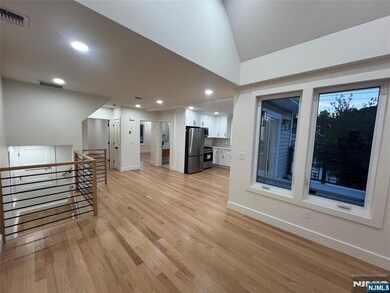 210 Waldo Place unit 2, Englewood, NJ 07631 - photo 4