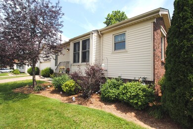 6801 Spourtland Dr, Louisville, KY 40228 - photo 5