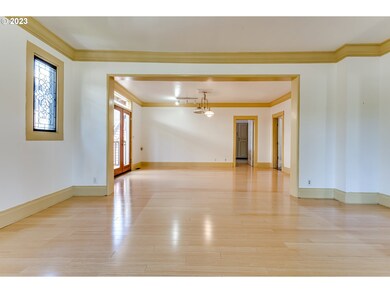 941 Lawrence St, Eugene, OR 97401 - photo 5