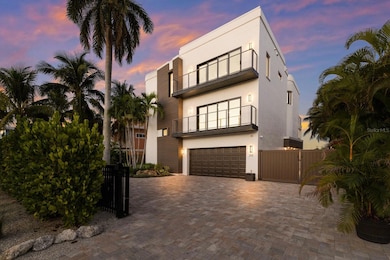 201 N Harbor Dr, Holmes Beach, FL 34217 - photo 3