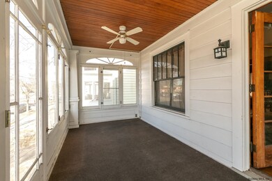 687 Washington Ave, Albany, NY 12206 - photo 3