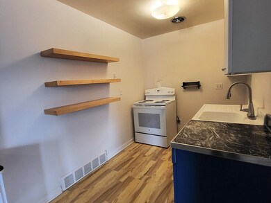 117 S Main St unit G, Algonquin, IL 60102 - photo 5