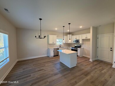 514 Poppleton Dr, Hampstead, NC 28443 - photo 4