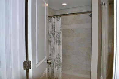 637 Gifford St unit 8A, Falmouth, MA 02540 - photo 7