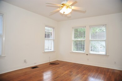 2502 Driscoll St unit 2, Houston, TX 77019 - photo 6