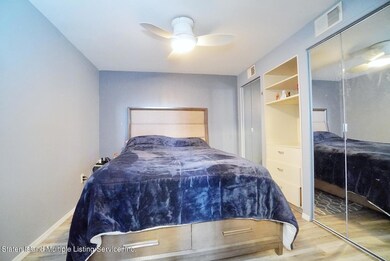 48 E Reading Ave, Staten Island, NY 10308 - photo 3