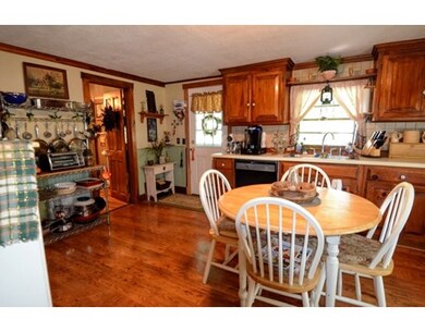 16 California St unit 1, Amesbury, MA 01913 - photo 4