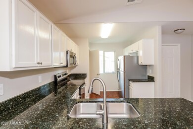 900 W Broadway Ave unit 52, Apache Junction, AZ 85120 - photo 7