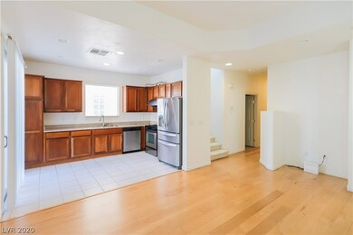 7559 Orchard Pine St, Las Vegas, NV 89139 - photo 6