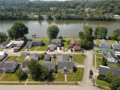 1523 W Virginia Ave, Dunbar, WV 25064 - photo 4