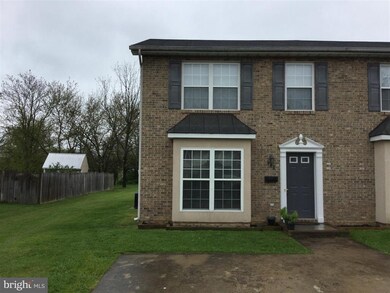 346 Zea St, Strasburg, VA 22657 - photo 2