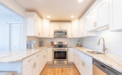 737 Tunney Point Dr, Toms River, NJ 08753 - photo 5