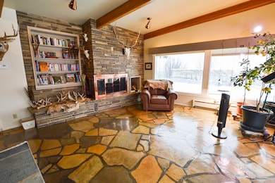 105 Hillcrest Dr, Lewistown, MT 59457 - photo 3