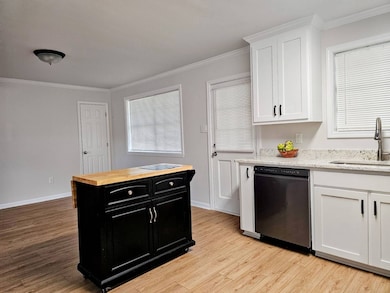 1610 Starlite Dr, Denham Springs, LA 70726 - photo 3