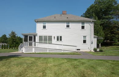 508 Sylvester Rd, Florence, MA 01062 - photo 4