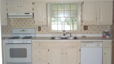 78 Auburn St, Woodstown, NJ 08098 - photo 6