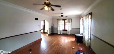 104 E Sheridan Ave, Shenandoah, IA 51601 - photo 2