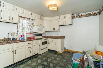 780 Blue Ridge Dr, Harrisonburg, VA 22802 - photo 2