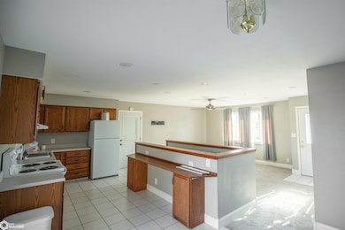 2317 E Spruce St, Algona, IA 50511 - photo 4