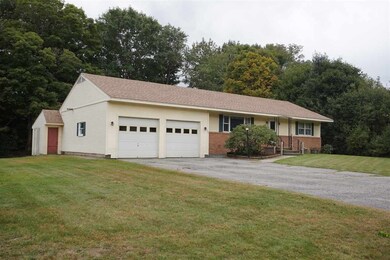 521 Colonial Dr, White River Junction, VT 05001 - photo 3