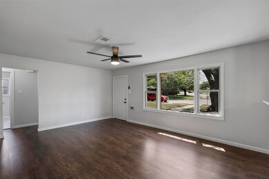 801 Perry Dr, Fort Worth, TX 76108 - photo 6