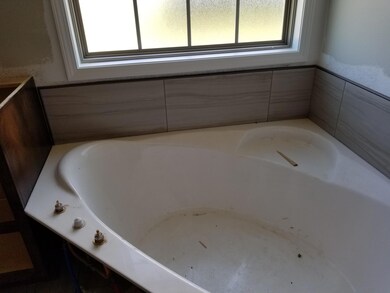 654 N Montego St, Nixa, MO 65714 - photo 3