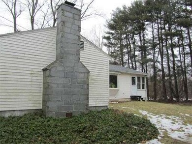 81 Harlow Dr, Amherst, MA 01002 - photo 2