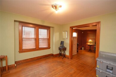 MAIN FLOOR FORMAL DINING ROOM THAT CURRRENT OWNER 