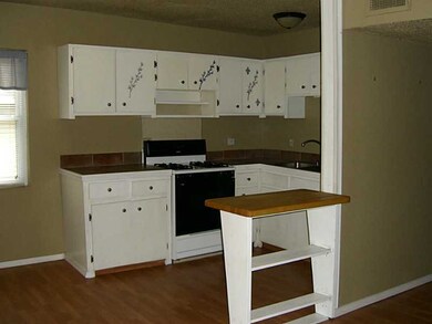 217 S Willow Ave, Fayetteville, AR 72701 - photo 5