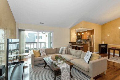 1501 Harbour Ct unit 2B, Schaumburg, IL 60193 - photo 5