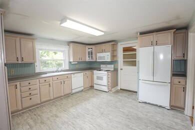 4 Edson St, Nashua, NH 03064 - photo 7