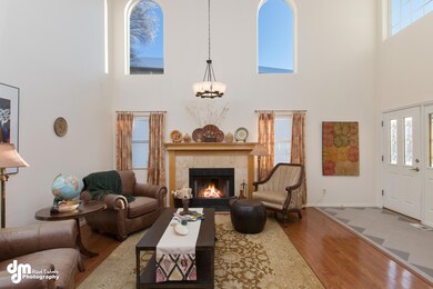 Family Room MS_104740-FULL