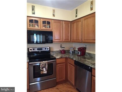 227 Windsor Ct unit 227, Glen Mills, PA 19342 - photo 4