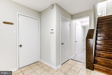 10301 College Square, Columbia, MD 21044 - photo 4