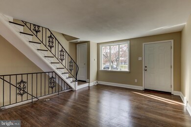 827 Crescent Dr, Glenolden, PA 19036 - photo 6