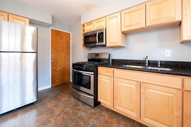 8-Kitchn2-1463