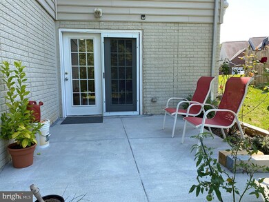 46 Banner Spring Cir, Stafford, VA 22554 - photo 2