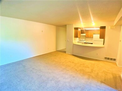 16001 E Alaska Place unit 6, Aurora, CO 80017 - photo 2