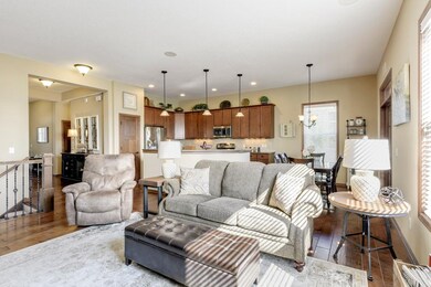 Wow! 10 ft. ceilings create a very open feeling.