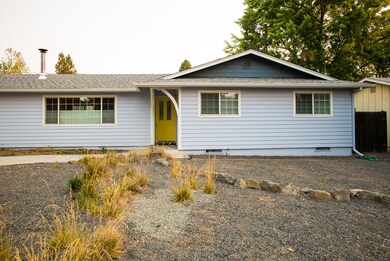 1396 NE Drost Dr, Bend, OR 97701 - photo 2