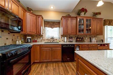 14037 W 147th St, Olathe, KS 66062 - photo 6