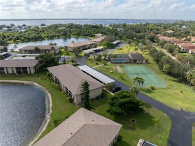 4032 Oakview Dr unit H1, Punta Gorda, FL 33980 - photo 4