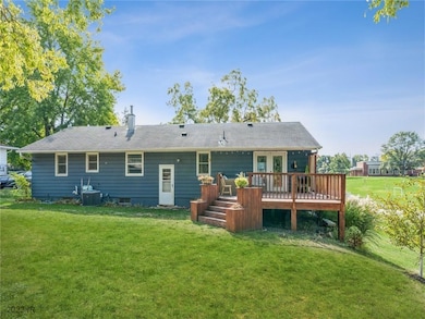 213 W Lincoln St, Monroe, IA 50170 - photo 7