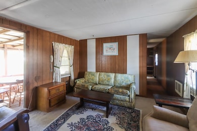 712 Bryant Landing Rd, Wewahitchka, FL 32465 - photo 6