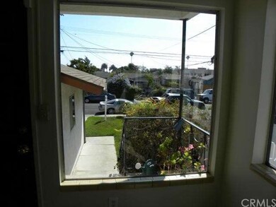 Pretty picture window