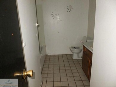 5020 Delray Dr unit A, Lansing, MI 48910 - photo 4